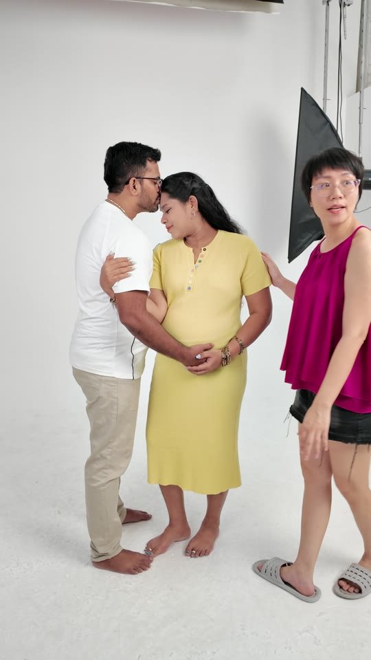 Khách cũ chụp đẹp quá nên giới thiệu ngay bạn — mẹ bầu Ấn Độ tập 2