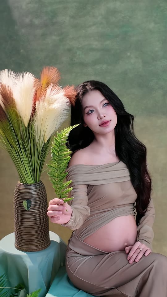 “Mẹ ơi, con chưa từng thấy mẹ lúc mang thai con” — nghe xong chỉ muốn đi chụp