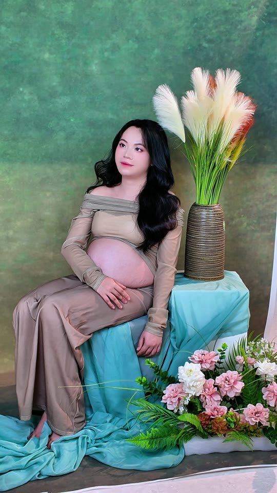 Ban đầu ngại không dám chụp — đến lúc xem ảnh lại không biết chọn tấm nào