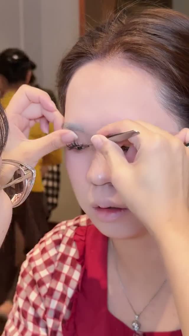 Makeup cô dâu Phương Linh ngày cưới
