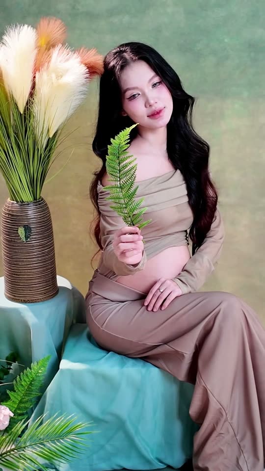 Mai này con lớn sẽ hỏi: hồi mang con, mẹ trông thế nào?
