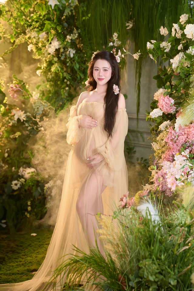 Ảnh bầu số 58 chụp tại Thúy Tô Studio, Vinhomes Ocean Park 2