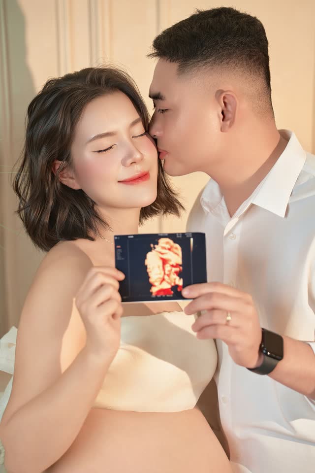 Ảnh bầu số 82 chụp tại Thúy Tô Studio, Vinhomes Ocean Park 2