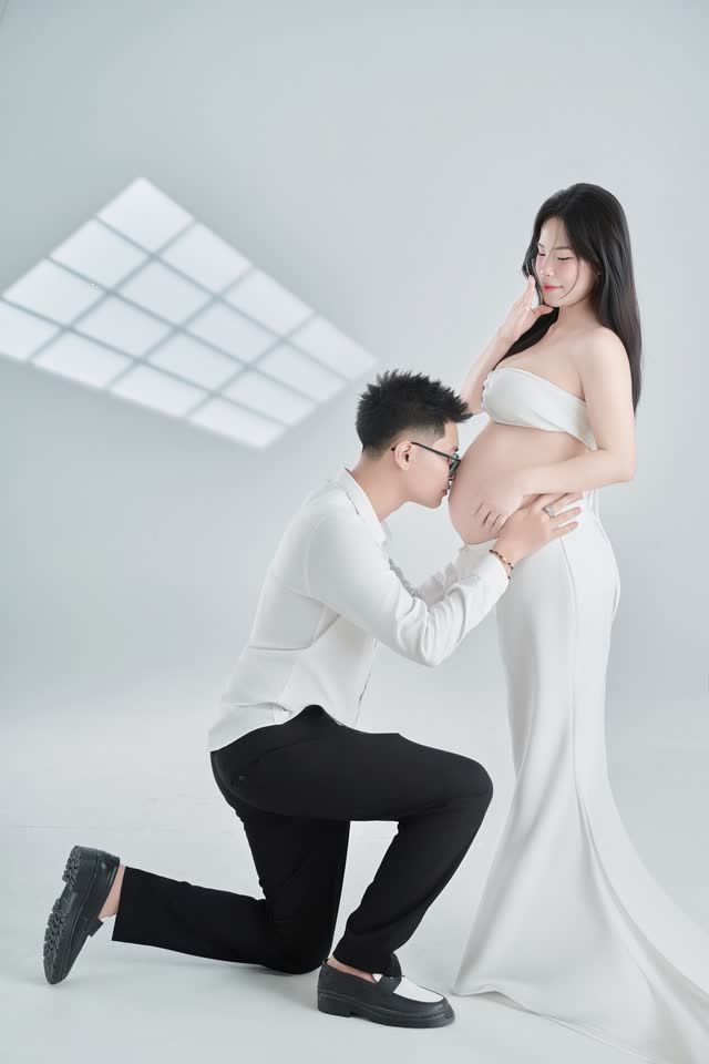 Ảnh bầu số 103 chụp tại Thúy Tô Studio, Vinhomes Ocean Park 2