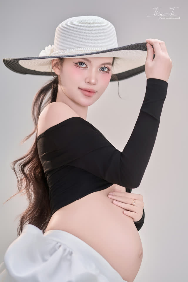 Ảnh bầu mới chụp tại Thúy Tô Studio, Vinhomes Ocean Park 2