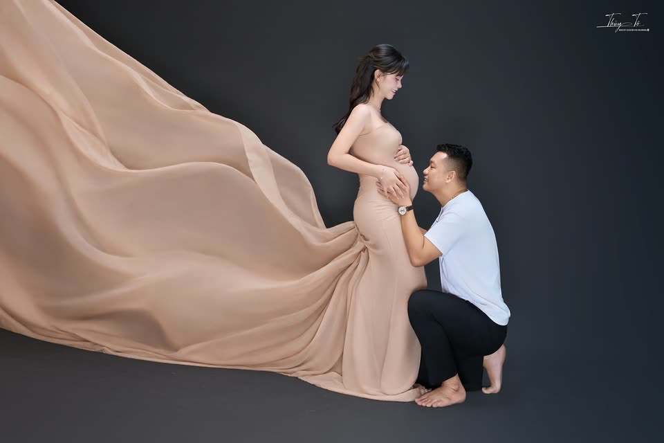 Ảnh bầu mới chụp tại Thúy Tô Studio, Vinhomes Ocean Park 2
