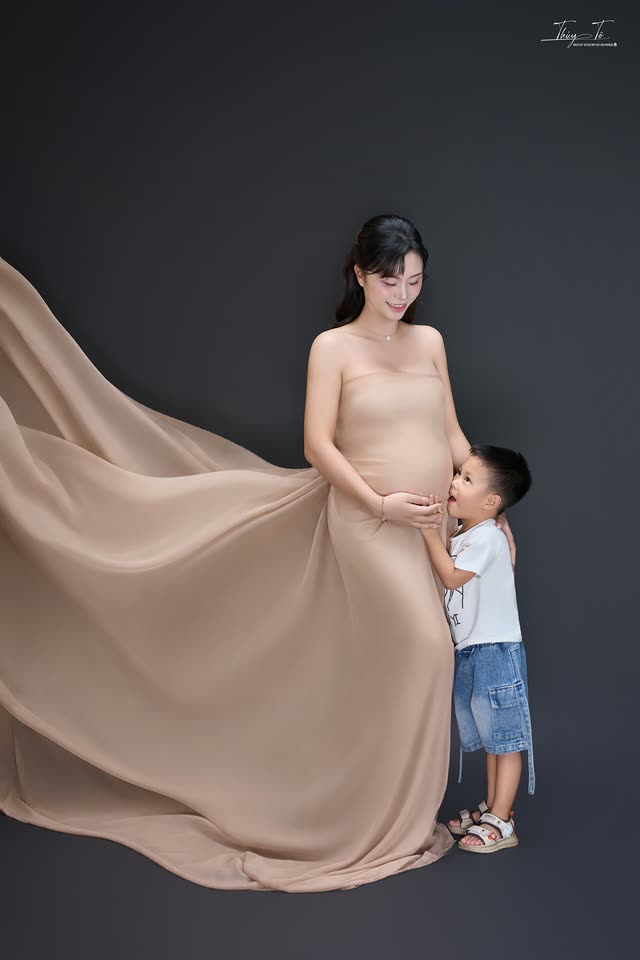 Ảnh bầu mới chụp tại Thúy Tô Studio, Vinhomes Ocean Park 2