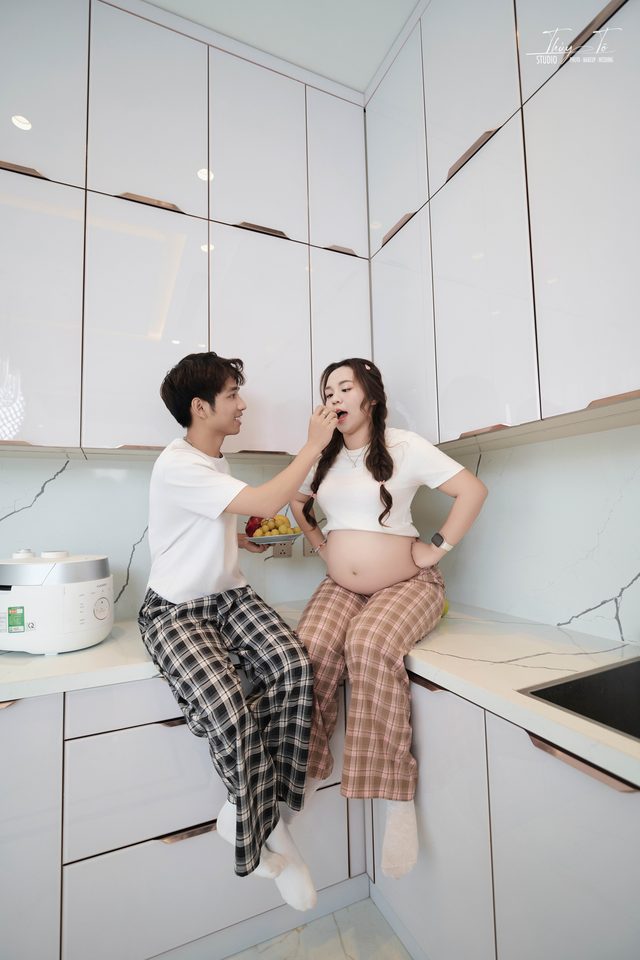 Ảnh bầu chụp tại Thúy Tô Studio, Vinhomes Ocean Park 2