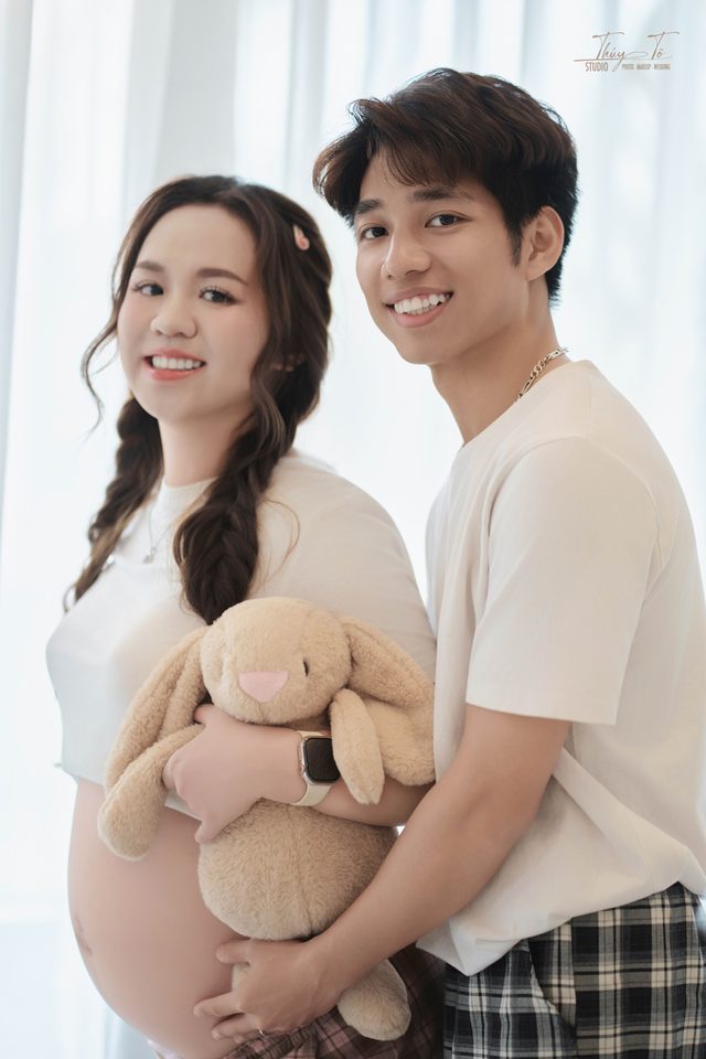 Ảnh bầu chụp tại Thúy Tô Studio, Vinhomes Ocean Park 2