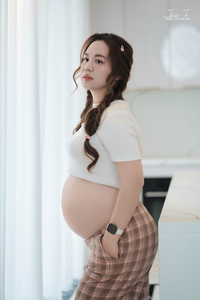 Ảnh bầu chụp tại Thúy Tô Studio, Vinhomes Ocean Park 2