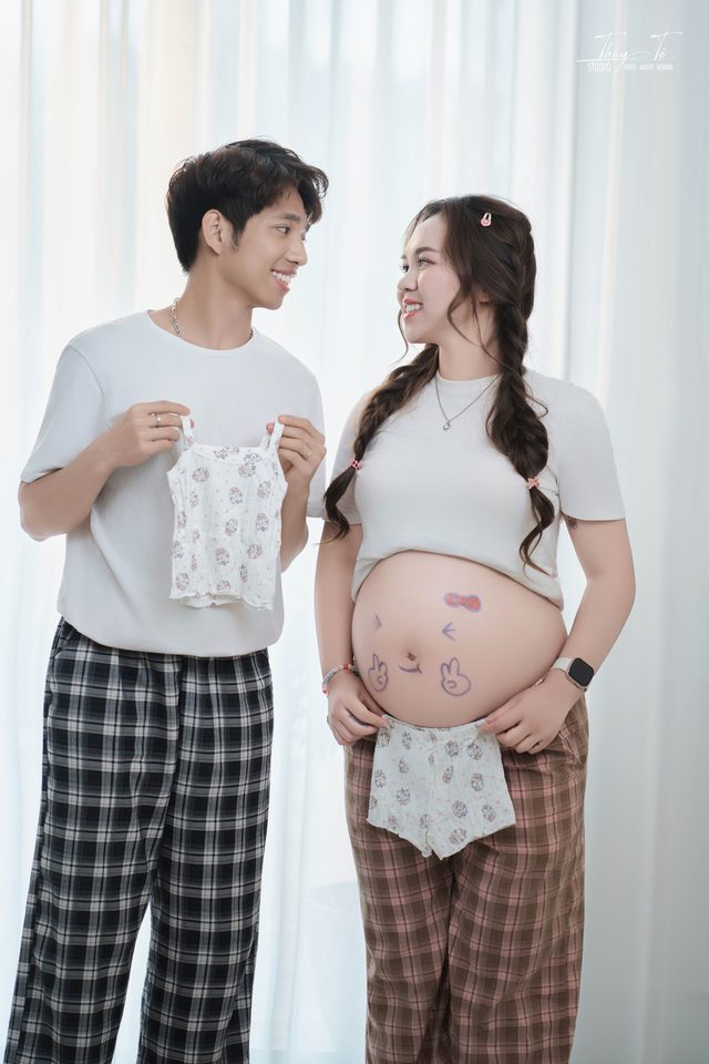 Ảnh bầu chụp tại Thúy Tô Studio, Vinhomes Ocean Park 2